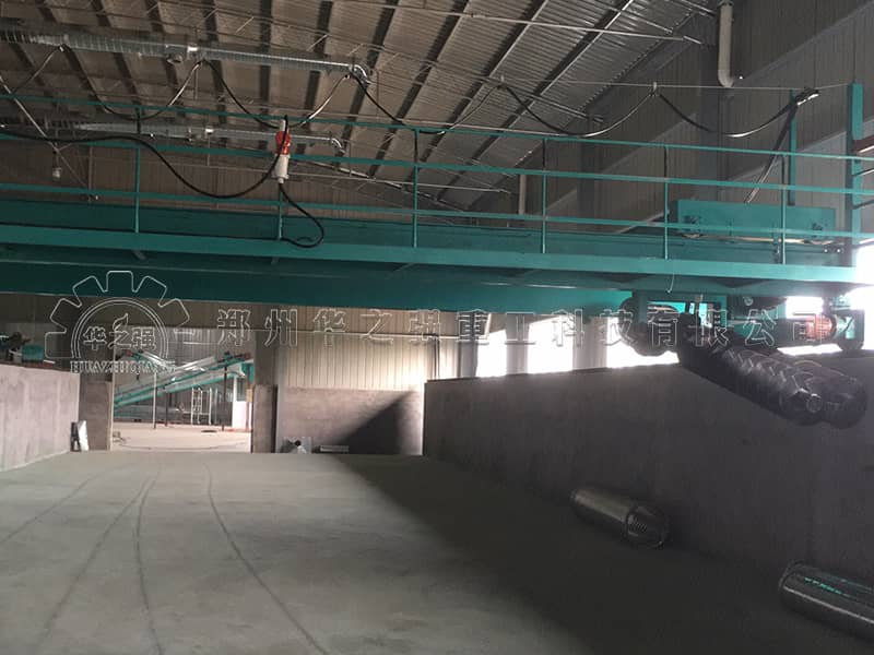 雞糞有機(jī)肥翻拋造粒生產(chǎn)線(xiàn)